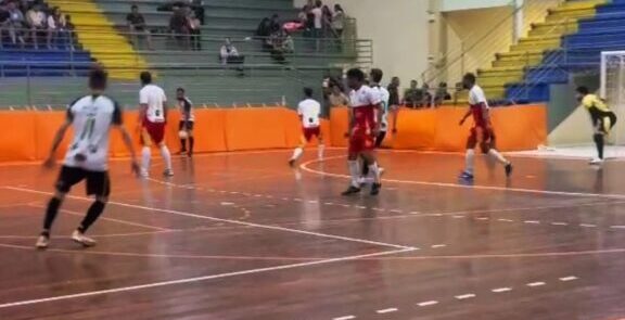 América e Paraíso vão disputar o título do Citadino de Futsal de Capivari de Baixo