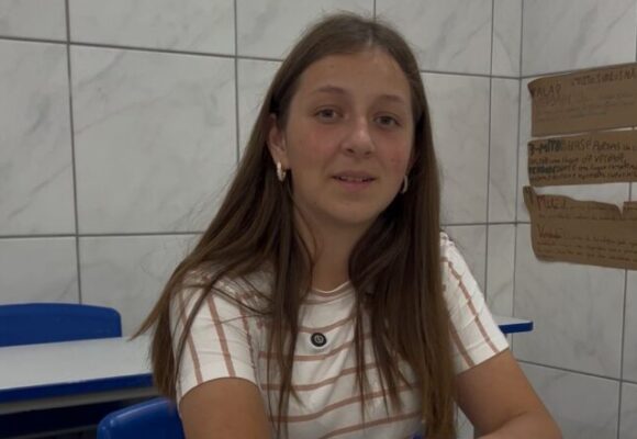 Aluna de Laguna é selecionada para oficina nacional sobre educação digital em Brasília