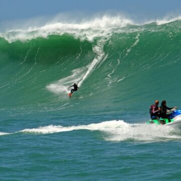 Laguna integra a nova Rota do Big Surf, instituída por lei estadual