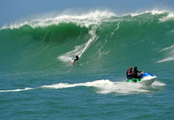 Laguna integra a nova Rota do Big Surf, instituída por lei estadual