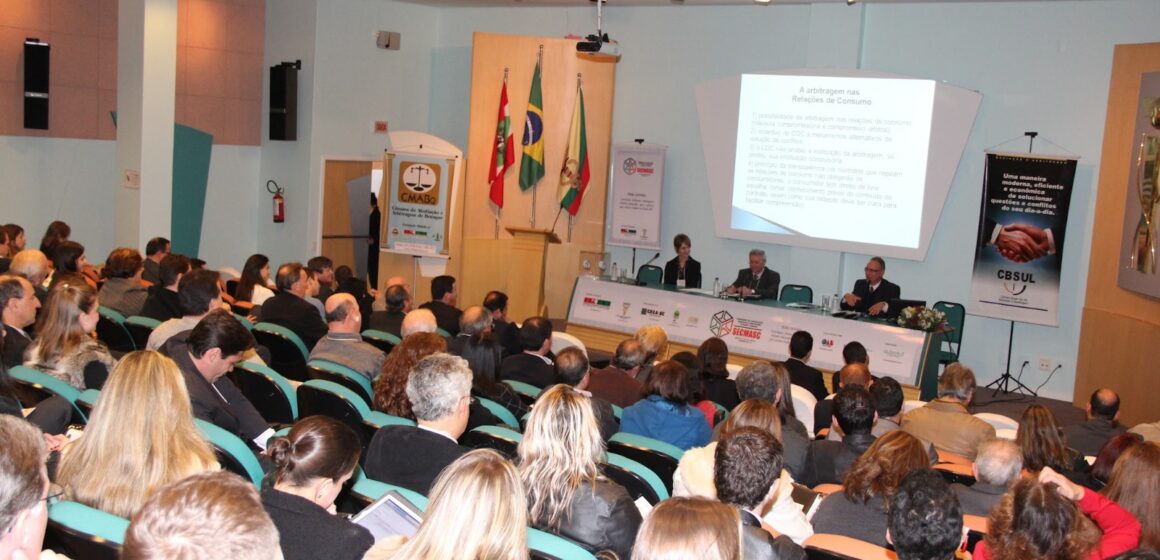 Menos processos, mais diálogo: evento destaca formas de resolver conflitos fora da Justiça