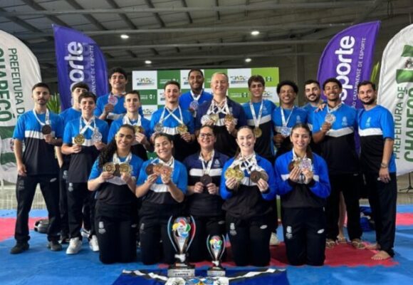 Tubarão se destaca no JASC e encerra karatê como referência estadual