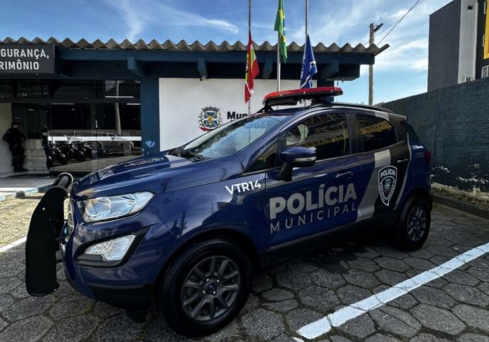 Servidores são alvo de agressões durante vistoria em praça de Tubarão
