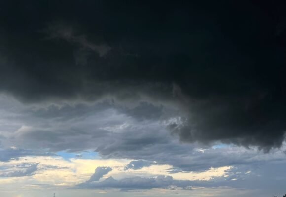 Defesa Civil divulga alerta de tempestade severa no Sul de Santa Catarina