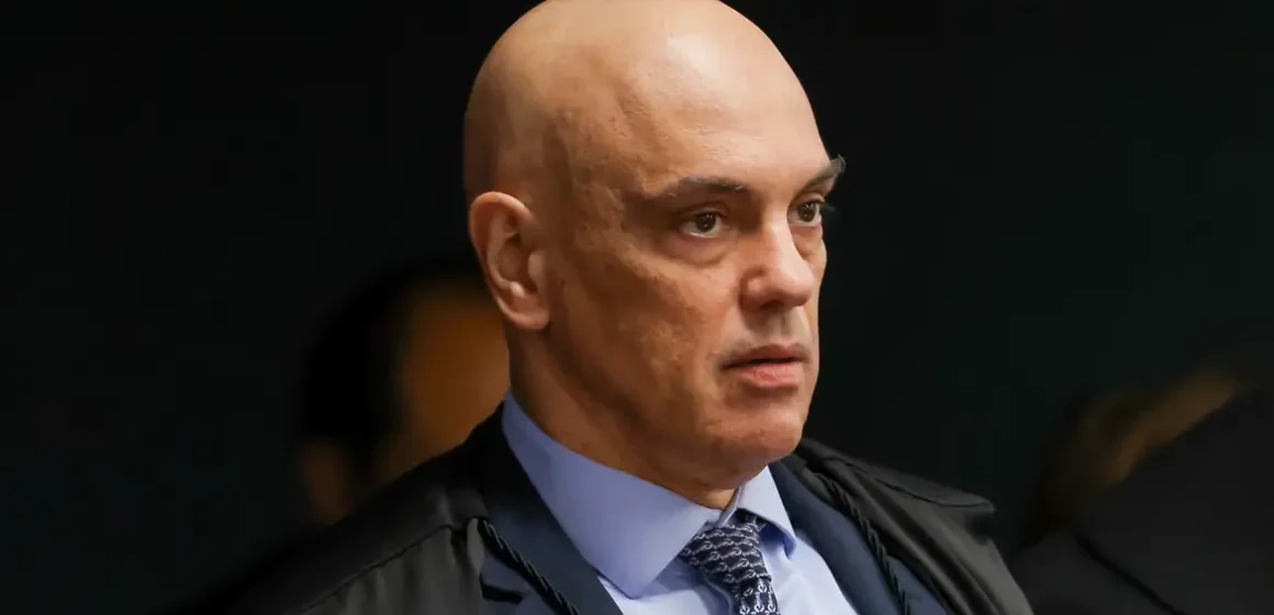 Moraes nega recurso de Bolsonaro contra condenação por trama golpista Moraes nega recurso de Bolsonaro contra condenação por trama golpista