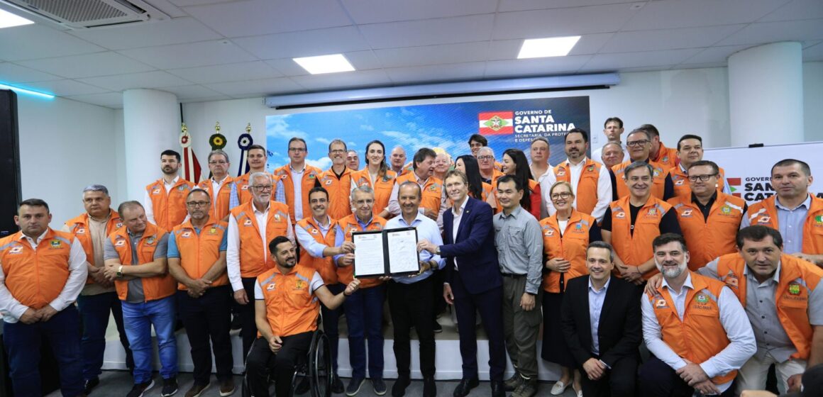 SC anuncia mais de R$ 100 milhões em investimentos em Proteção e Defesa Civil no Sul