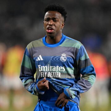 Vini Jr é alvo de ataques racistas antes de partida na Espanha