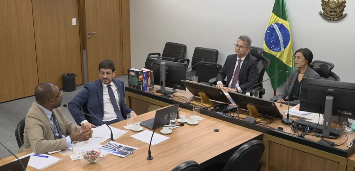 Diretor do BC diz que Master tinha R$ 4 milhões na conta antes da liquidação