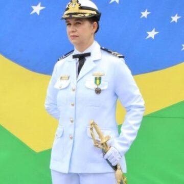 Laguna tem primeira mulher no comando da Capitania dos Portos após mais de um século