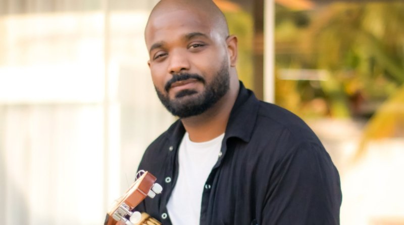 Laguna celebra 350 anos com show de Arlindinho na Praça República Juliana Laguna celebra 350 anos com show de Arlindinho na Praça República Juliana