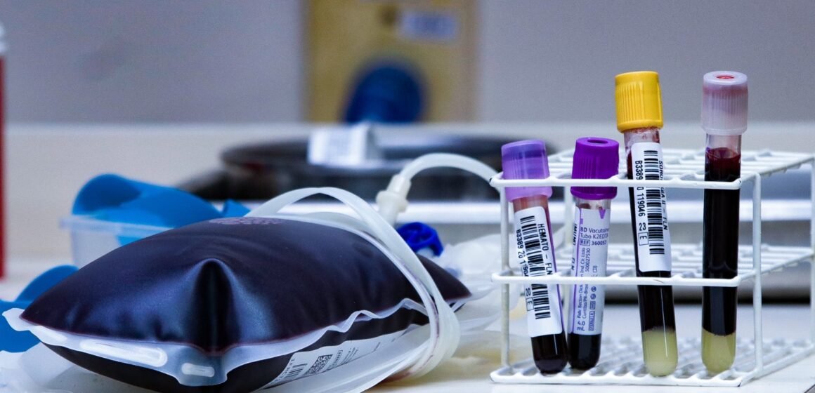 Hemosc Tubarão reforça apelo por doações de sangue neste verão