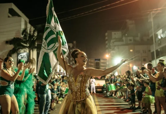 Liga dos Blocos de Laguna projeta Carnaval de Rua com investimento de R$ 500 mil em 2026