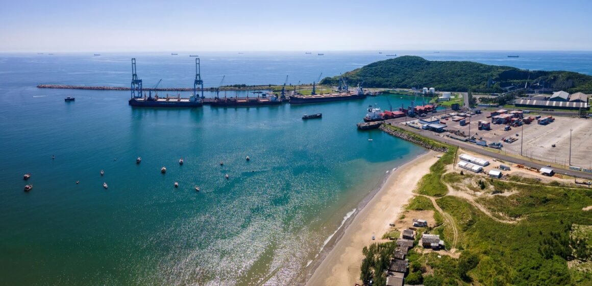 Porto de Imbituba encerra ano de 2025 com obras estruturantes e investimentos que reforçam capacidade operacional