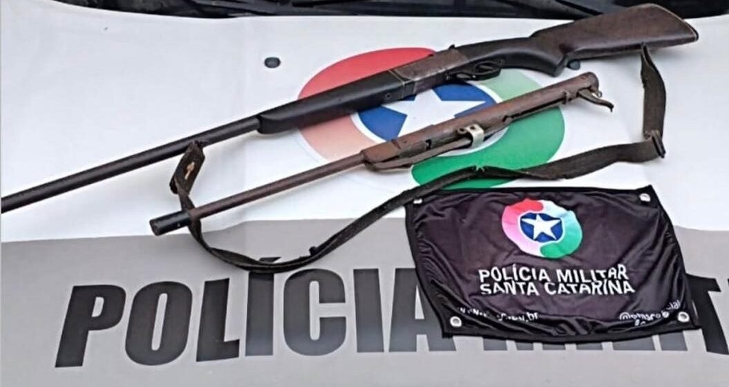 Polícia Militar recupera espingarda furtada e apreende dois menores em Imaruí