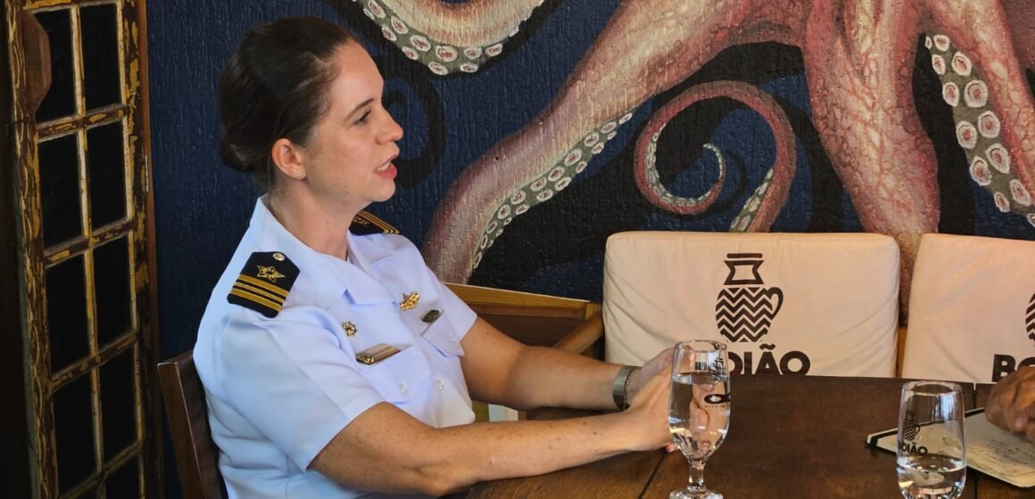 Primeira mulher assume comando da Capitania dos Portos em Laguna