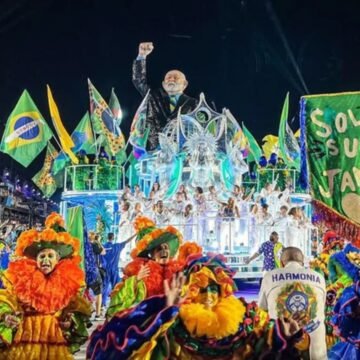 Escola que homenageou Lula fica em último lugar e é rebaixada no Carnaval do Rio