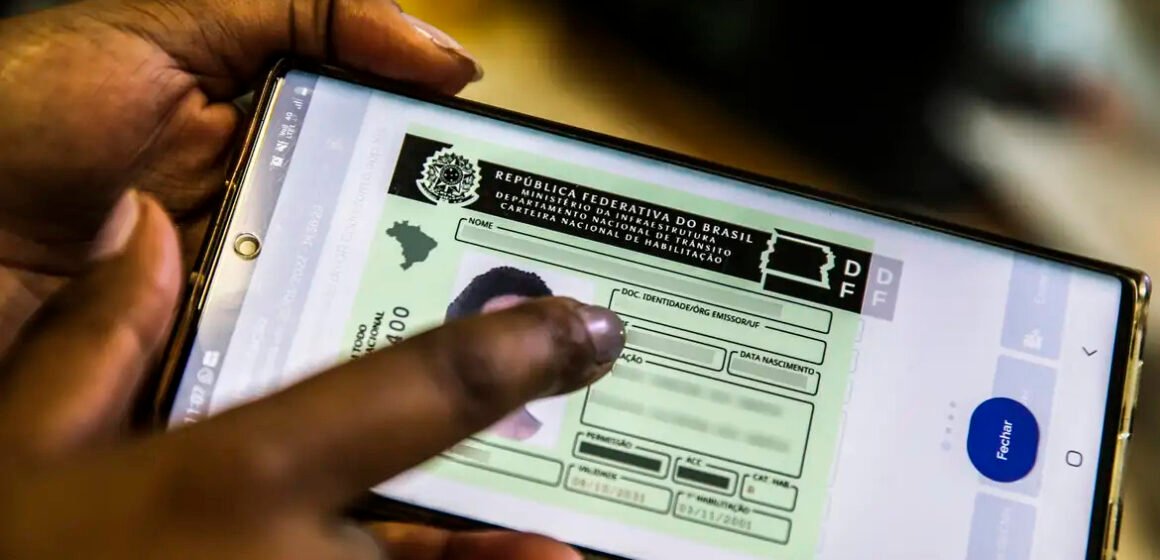 Polícia Civil e Detran/SC apuram irregularidade em processo de obtenção da CNH