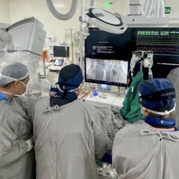 HNSC realiza técnica moderna para troca de válvula do coração, em Tubarão