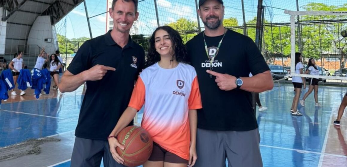 Aluna do Colégio Dehon conquista o vice-campeonato de basquete em torneio nos EUA