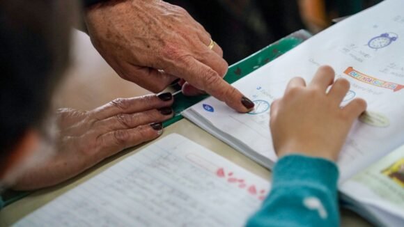 Novo levantamento aponta crescimento na alfabetização infantil de SC após revisão de dados