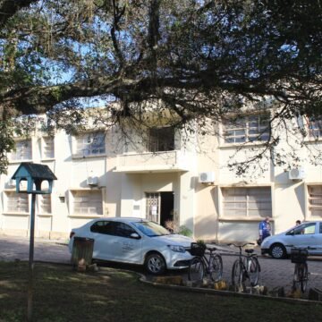 Prefeitura de Capivari de Baixo contesta relatório de comissão da Câmara e reforça legalidade em contratações Prefeitura de Capivari de Baixo contesta relatório de comissão da Câmara e reforça legalidade em contratações