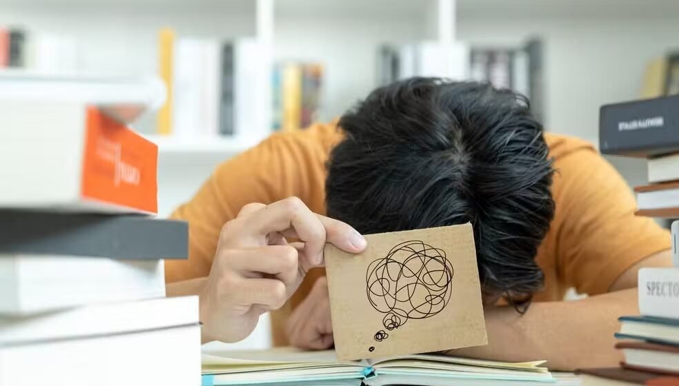 SC enfrenta aumento no sofrimento emocional entre crianças e adolescentes