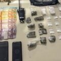 PM apreende drogas e rádio comunicador com menor no bairro Campestre