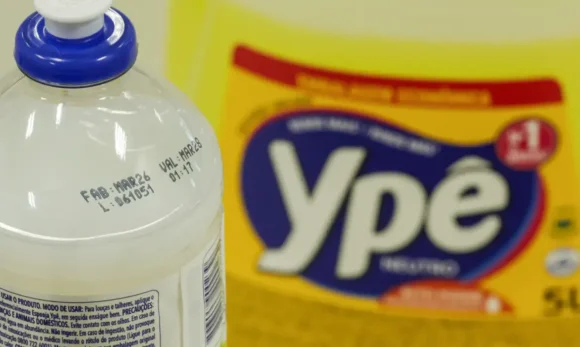Anvisa mantém suspensão de produtos Ypê com lotes final 1
