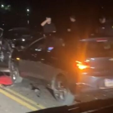 Interdição da ponte Anita Garibaldi causa congestionamentos e engavetamento em Laguna na primeira noite de obras