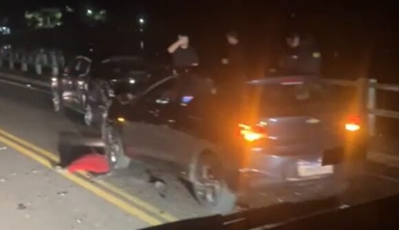 Interdição da ponte Anita Garibaldi causa congestionamentos e engavetamento em Laguna na primeira noite de obras