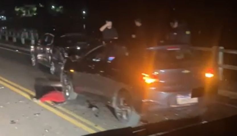 Interdição da ponte Anita Garibaldi causa congestionamentos e engavetamento em Laguna na primeira noite de obras Interdição da ponte Anita Garibaldi causa congestionamentos e engavetamento em Laguna na primeira noite de obras