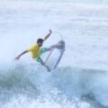 Laguna abre temporada do Circuito Catarinense de Surf Pro com etapa no Mar Grosso