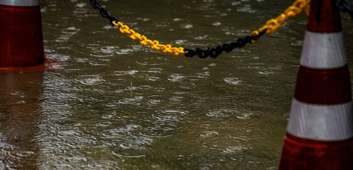 Frente fria traz temporais e provoca queda de temperatura em Santa Catarina Frente fria traz temporais e provoca queda de temperatura em Santa Catarina