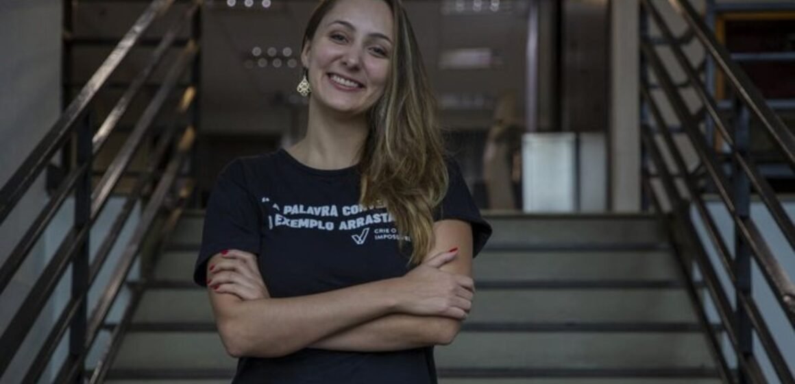 Núcleo Juvenil da ACIT celebra primeiro ano com palestra de empreendedora reconhecida pela Forbes Núcleo Juvenil da ACIT celebra primeiro ano com palestra de empreendedora reconhecida pela Forbes