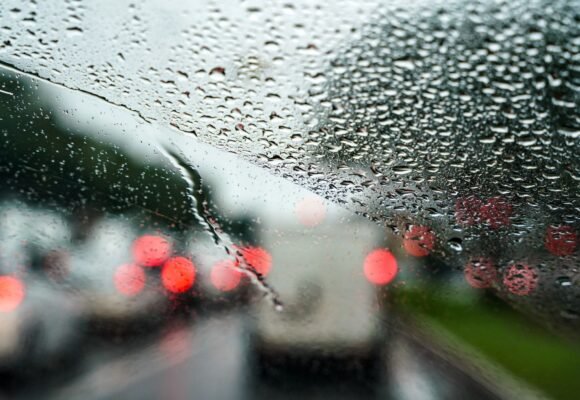 Frente fria deve trazer temporais e chuva intensa ao Sul de SC no fim de semana