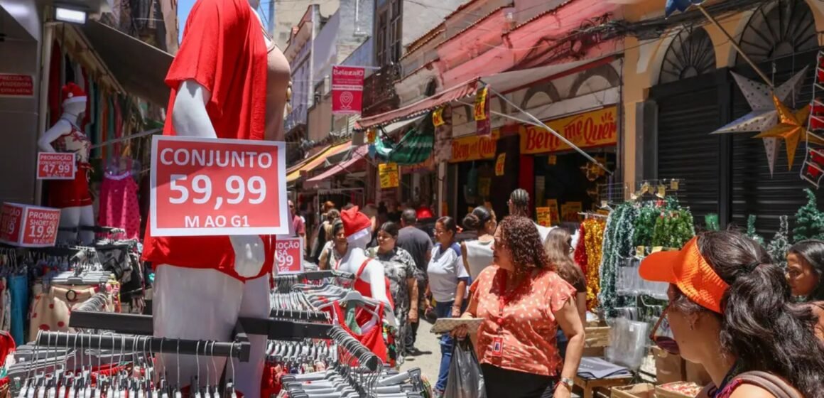 Consumidores podem renegociar dívidas bancárias até 31 de agosto Consumidores podem renegociar dívidas bancárias até 31 de agosto