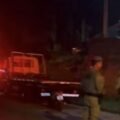 Mulher morre após colidir moto contra caminhão estacionado em Braço do Norte
