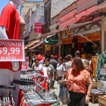 Consumidores podem renegociar dívidas bancárias até 31 de agosto Consumidores podem renegociar dívidas bancárias até 31 de agosto