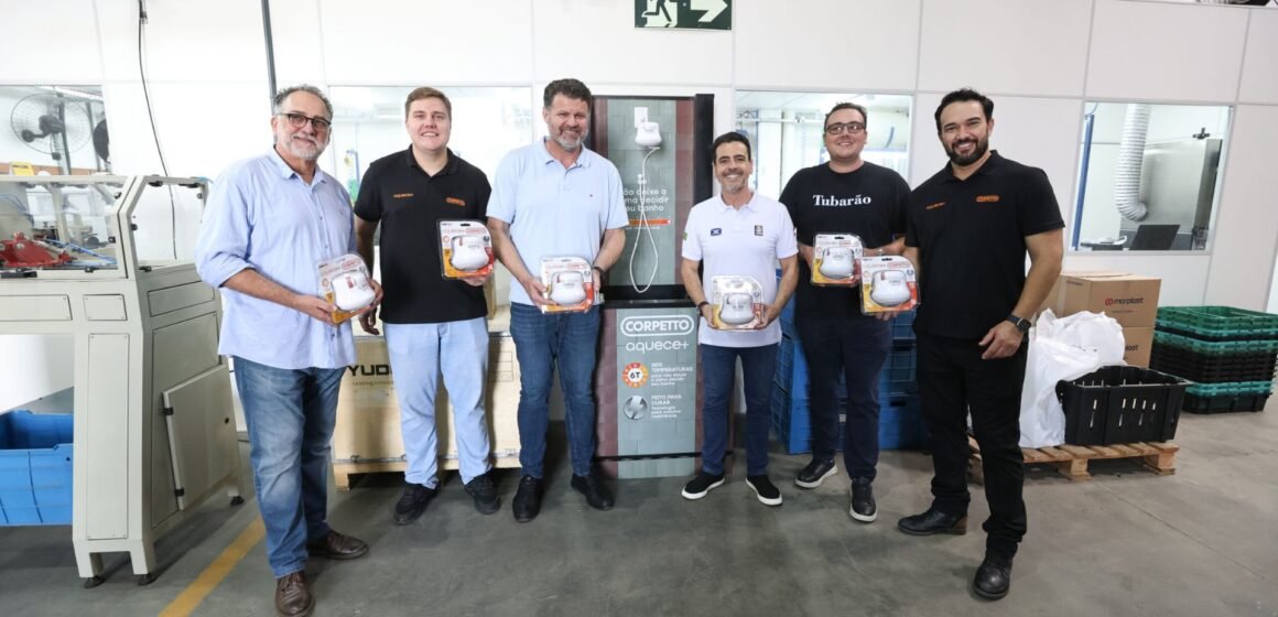 Tradicional marca catarinense de chuveiros retoma produção em Tubarão Tradicional marca catarinense de chuveiros retoma produção em Tubarão