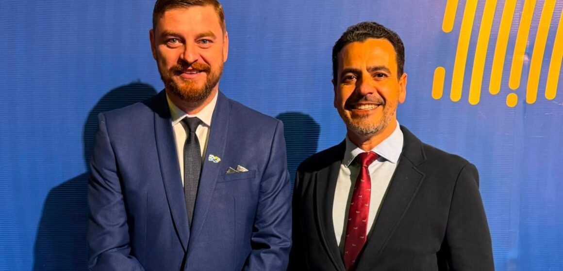Empresário de Tubarão toma posse na diretoria da Fecomércio SC para mandato 2026-2030 Empresário de Tubarão toma posse na diretoria da Fecomércio SC para mandato 2026-2030