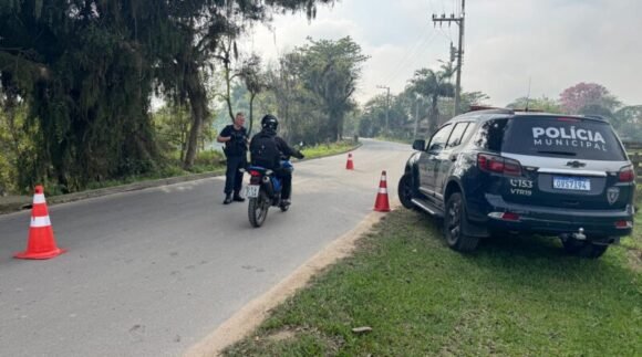 Tubarão intensifica fiscalização de veículos irregulares