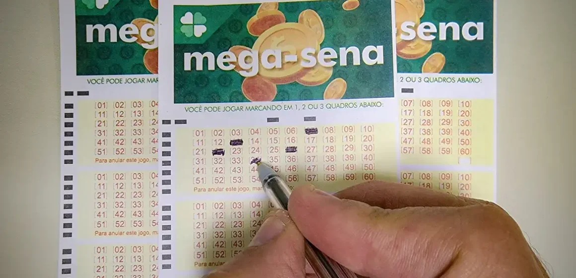 Mega-Sena sorteia prêmio acumulado de R$ 48 milhões neste domingo Mega-Sena sorteia prêmio acumulado de R$ 48 milhões neste domingo